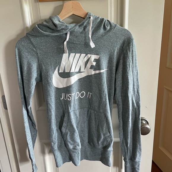 Nike Hoodie - Picture 1 of 1